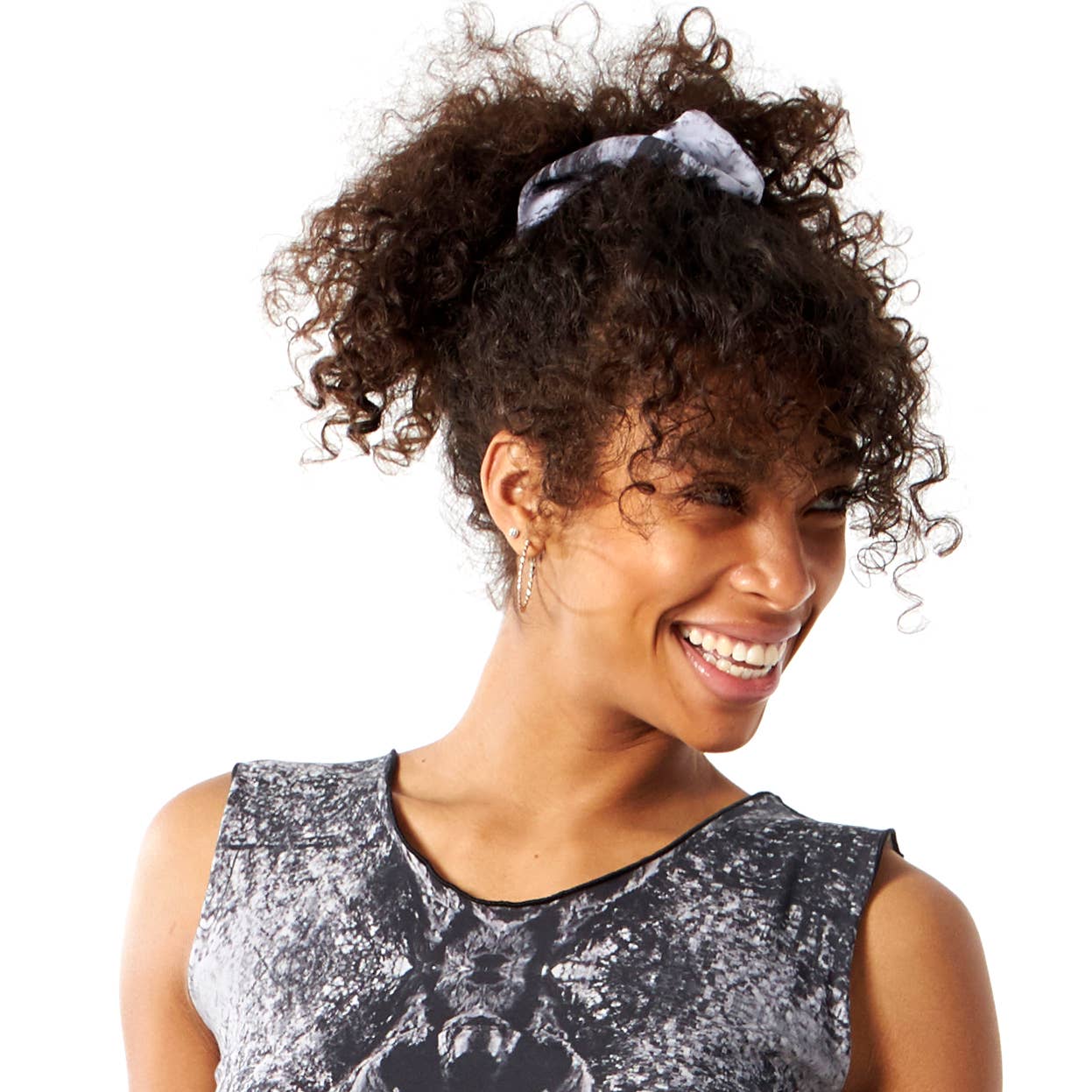 Babs Boutique NYC – wholesale Scrunchie - Women’s – Eco-chic scrunchies - Variety Pack of 4 - Small 4"2