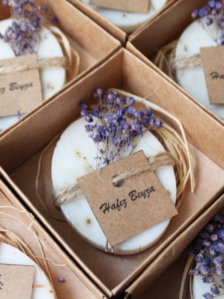 Bomboniere Sapone Personalizzato all'Ingrosso per Ospiti, Regali su Misura per la vendita all'ingrosso da parte di Uniq Favors