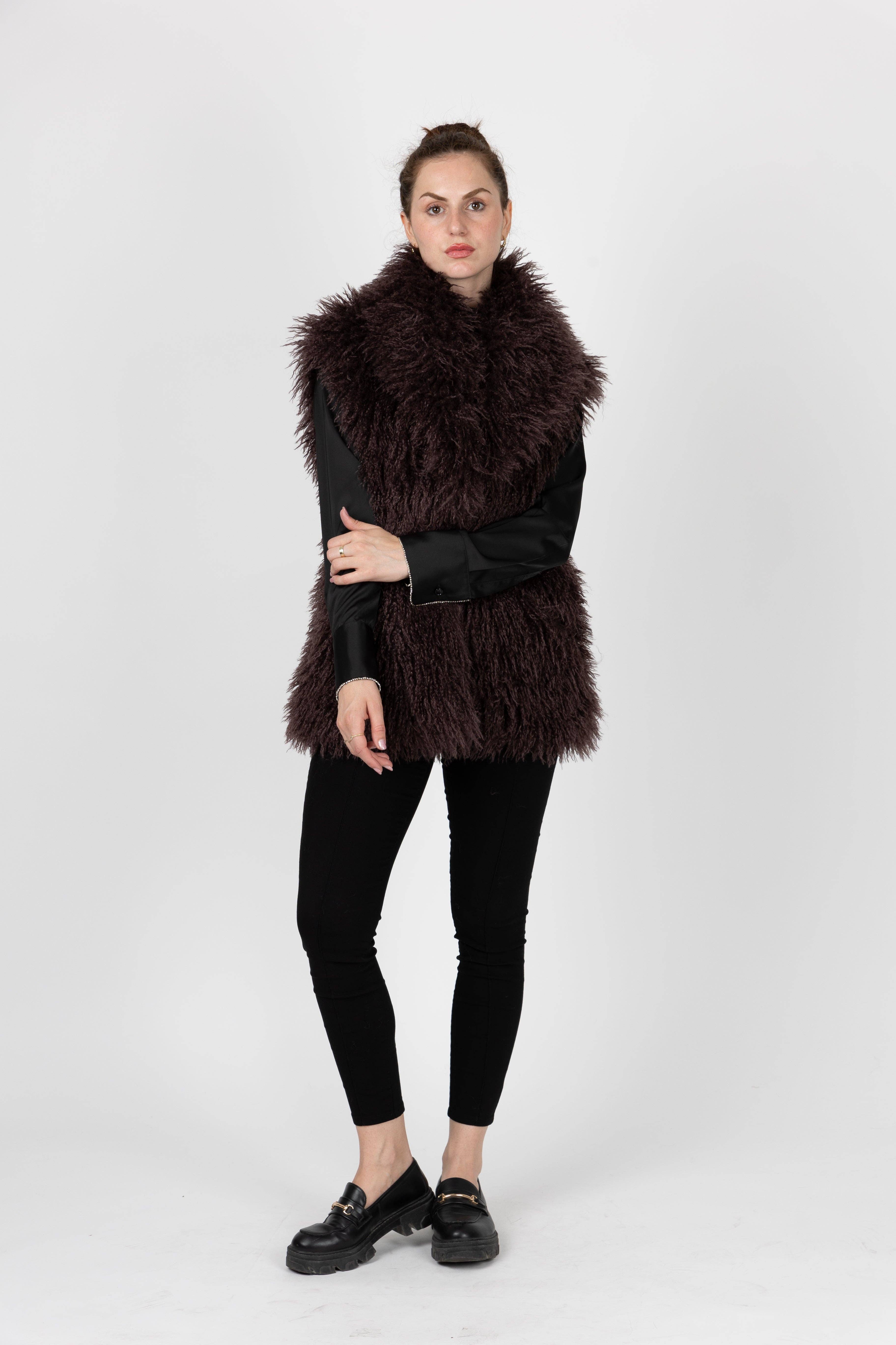 KZELL PARIS - Wholesale Outerwear Vest - Women's - SLEEVELESS VEST IN FAUX SHEEPSKIN FUR0
