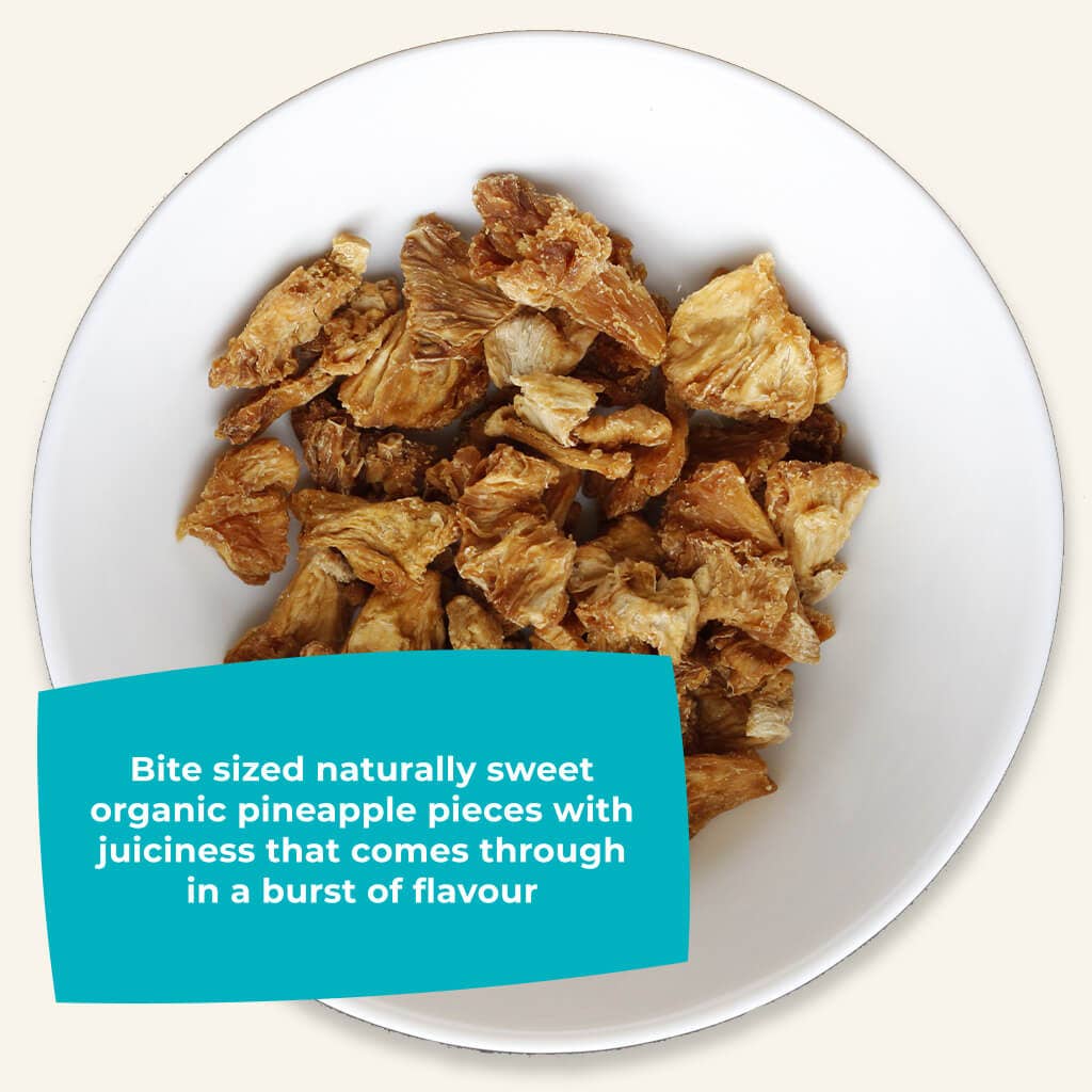 WALLAROO – wholesale Dried/dehydrated fruit – Wallaroo Organic Dried Pineapple Chunks 10x30g1