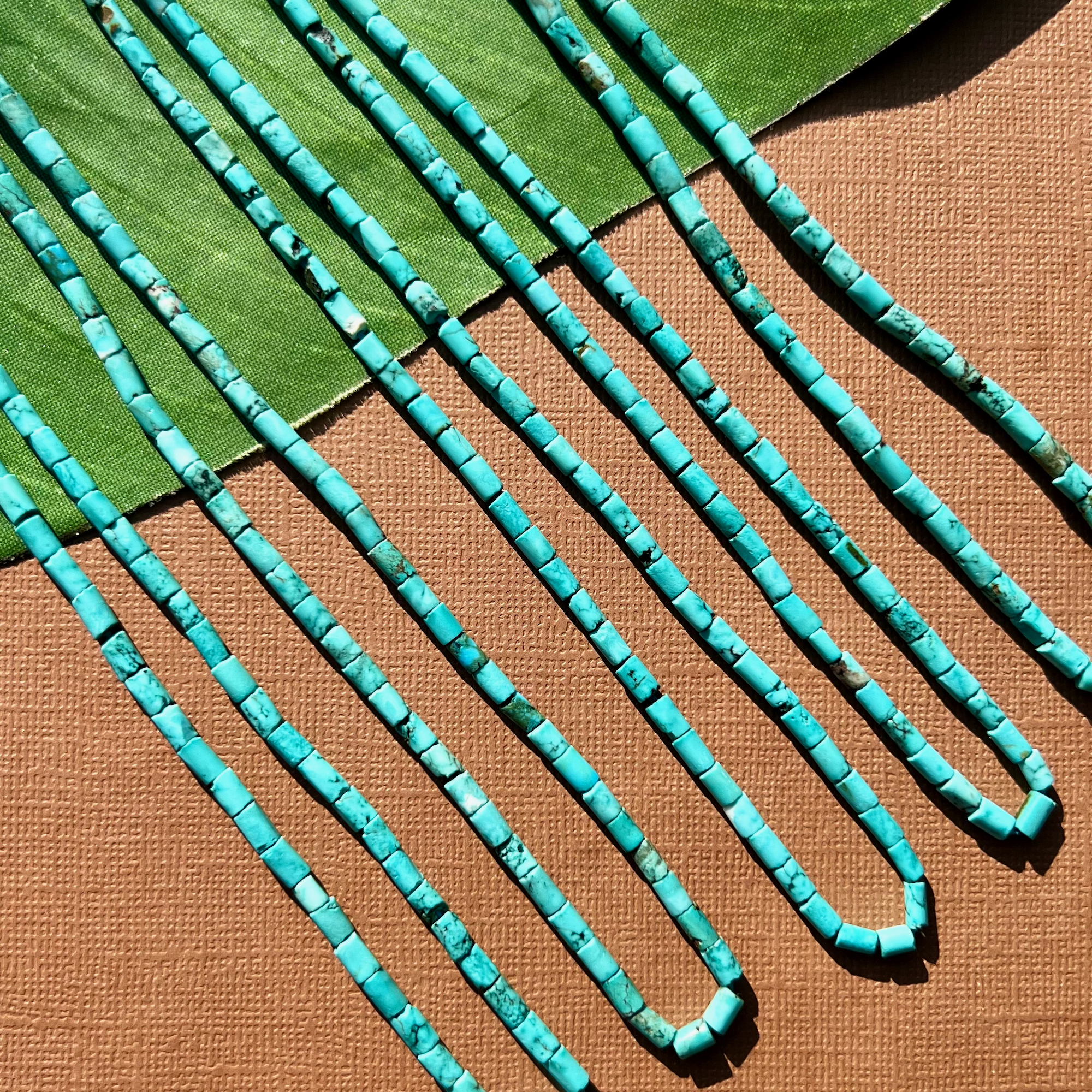 Bead Goes On - Venta al por mayor Cuentas - Cuentas de Tubo Turquesa Verde - 1 Hilo2