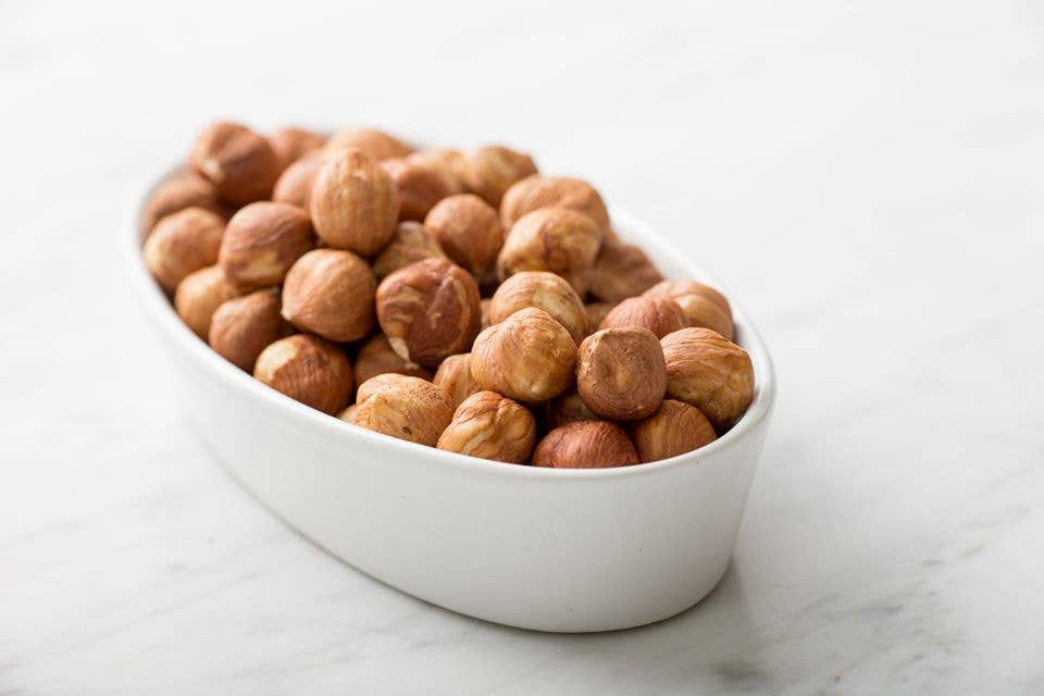 Holmquist Hazelnut Orchards - Wholesale Nuts - 25 lb. Bulk Raw Hazelnuts (Round)