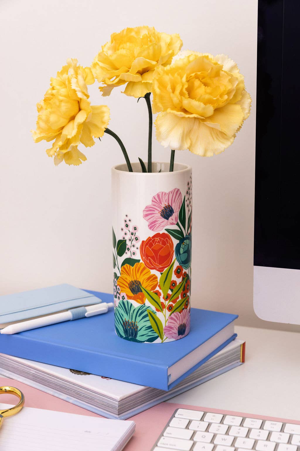 Steel Mill and Co. - Wholesale Vase - Cylinder Vase, Garden Blooms1