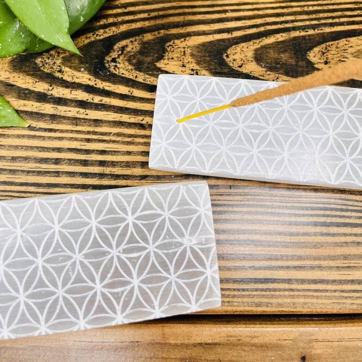 Rock Paradise - Wholesale Incense Holder - Crystal Selenite Incense Burner with Engraved Flower of Life3