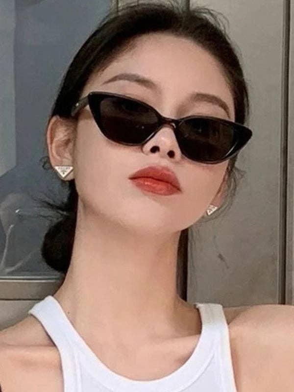 Plush Looks - Wholesale Sunglasses - Women's - Sun-Protection Geometric Sunglasses Accessories4