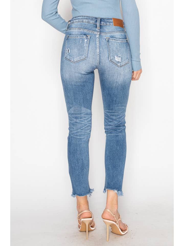 ARTEMIS VINTAGE - Venta al por mayor Vaqueros - Mujer - VAQUEROS AJUSTADOS RECTOS Y ELÁSTICOS DE TALLE MEDIO CON DOBLADILLO DESHILACHADO3