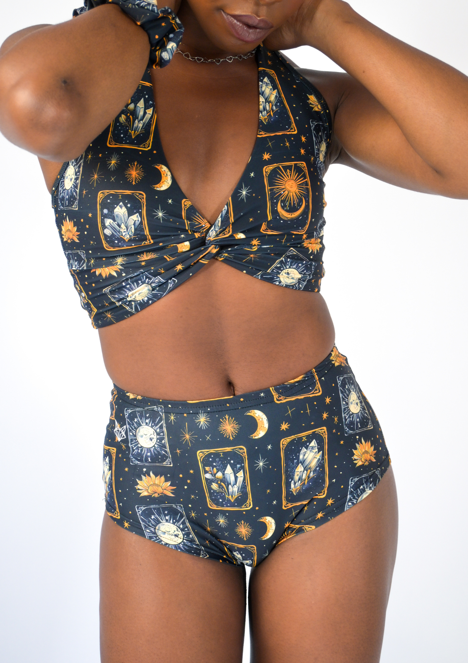 Vixn - Wholesale Athletic Shorts - Women's - Celestial Tarot Billie Pole Shorts7