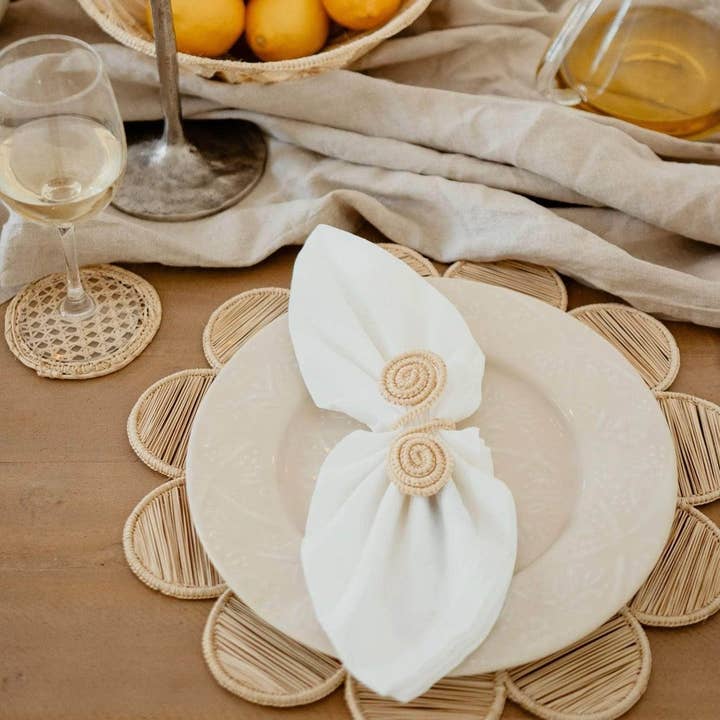 Cali Neutral Iraca dækkeserviet for engroshandel hos Maisie Grace Designs