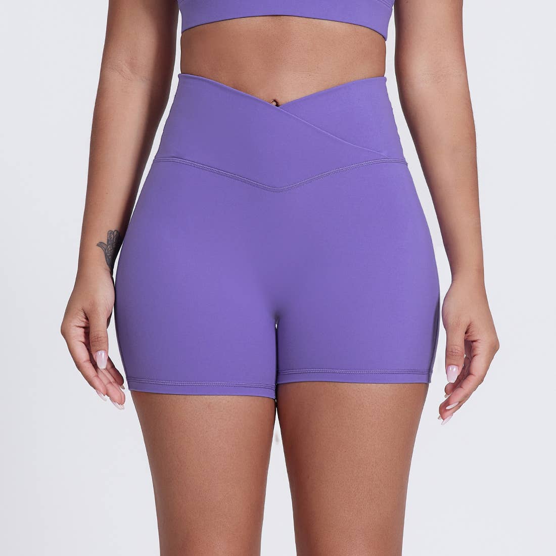 Sodalemon – Großhandel Sport-Shorts – Damen – Damen V-Cross Po-liftende Sport-Yoga-Shorts19