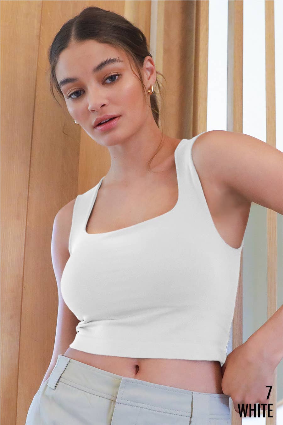 NIKIBIKI - Vendita all'ingrosso Canotta - Donna - NS8252- Top con scollo quadrato Clean Line27