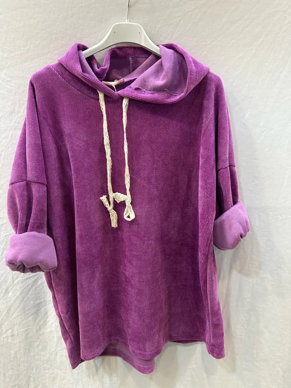 Mimi & Gogo – Engroshandel Hoodie – Kvinder – Velourhættetrøje med blonder og snøre1