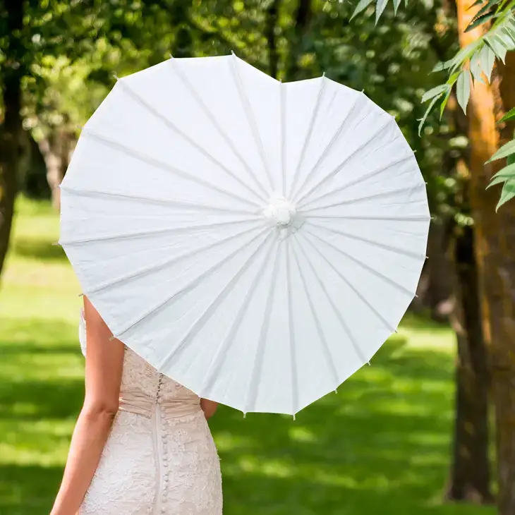 Weddingstar Inc. - Vente Parapluie – femme - Parasol en papier en forme de cœur avec manche en bambou5