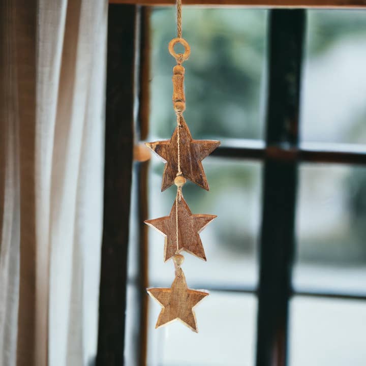 Hangend ornament met drie sterren voor wholesale door Om Gallery
