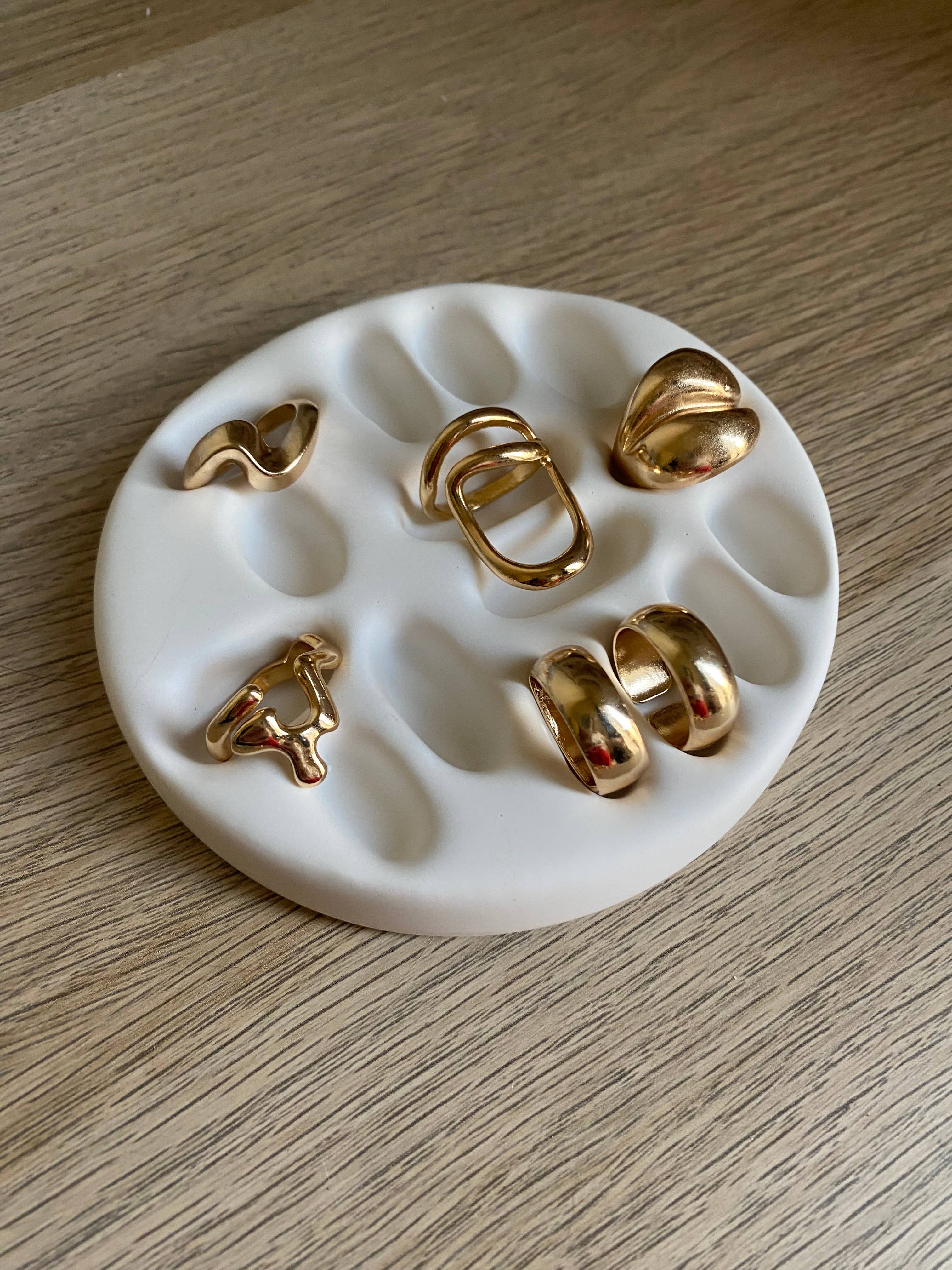 Mar(és)ine - Wholesale Jewelry Stand & Display - Trendy organic handcrafted ring holder made in France0