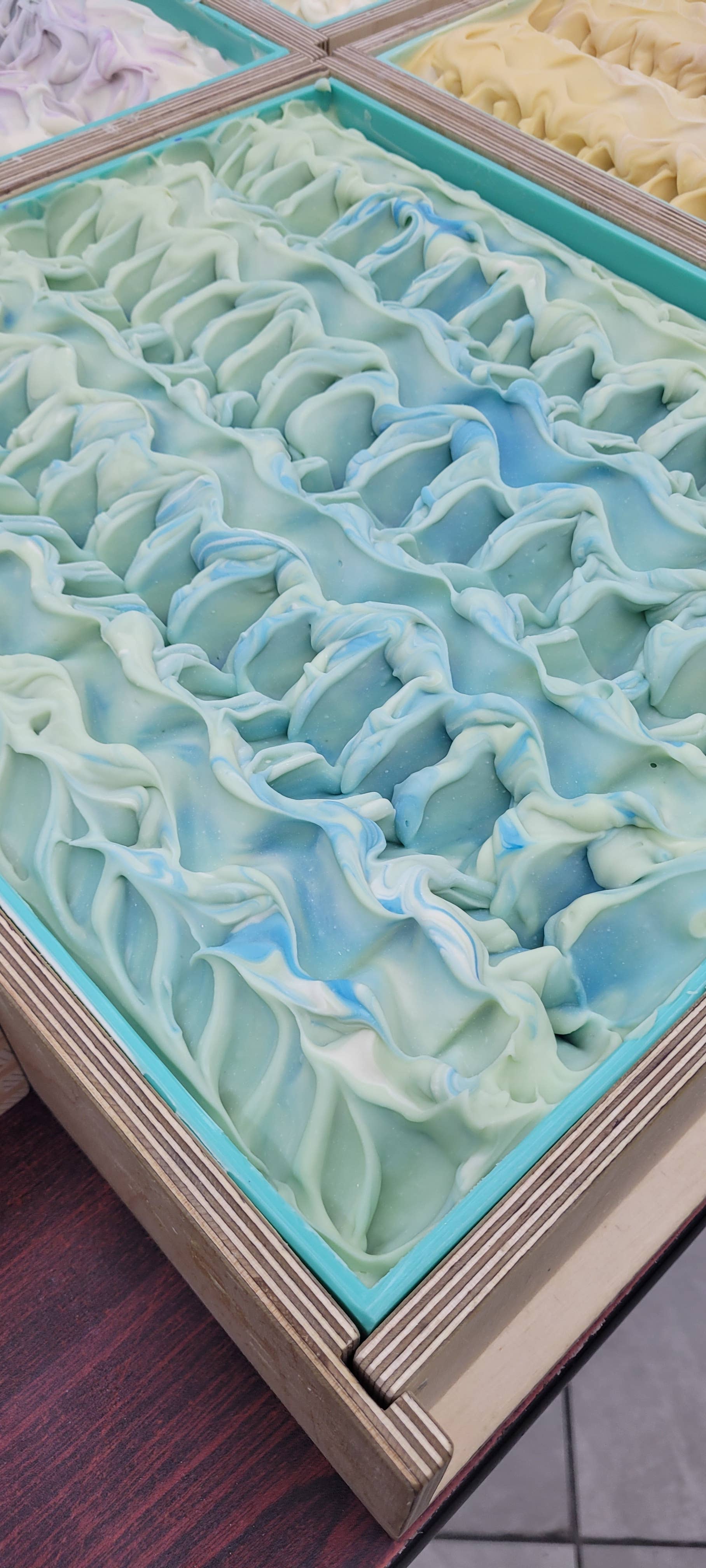 NOLA Soap Works - Wholesale Bar Soap - Garden District Artisan Soap - Honeysuckle & Jasmine2