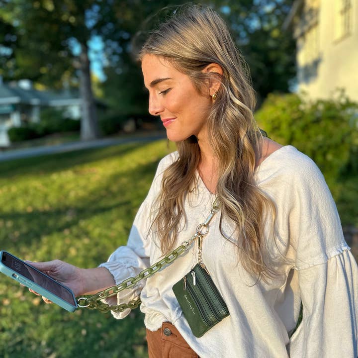 Save The Girls - Wholesale Phonecase Strap - Clip & Go Ice Chain with Pouch5