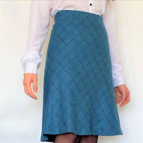 Gonna a trapezio modello 871 con vita elastica e taglio bias per la vendita all'ingrosso da parte di Brendella Skirts