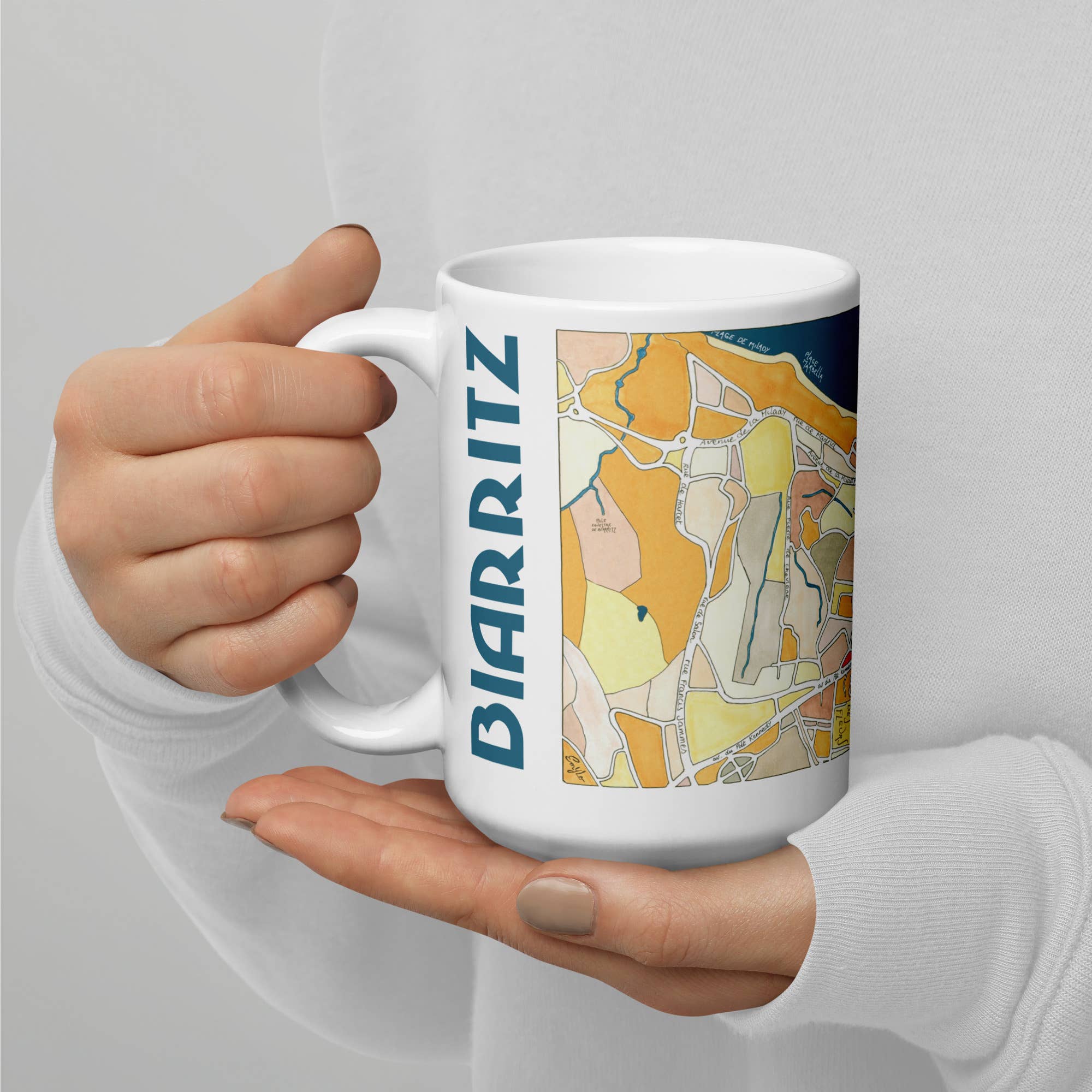 EmYLo - Wholesale Coffee Mug - BIARRITZ illustrated mug - Design City Maps7