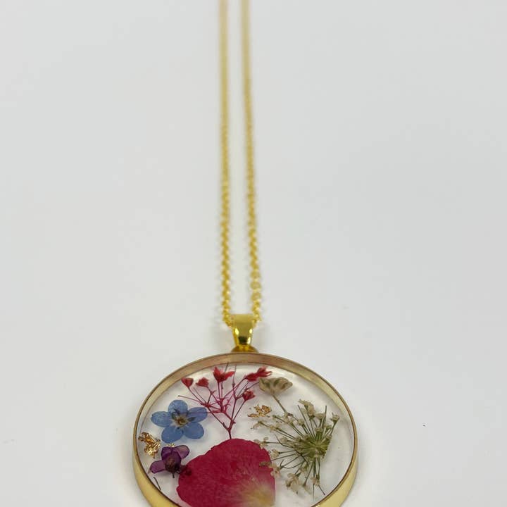 Sunnie Lane - Wholesale Pendant/Charm Necklace - Pressed Flower Necklace - Made With Real Flowers3