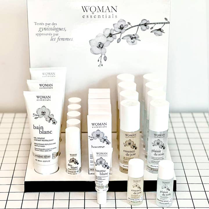 New Stockist Whitening Starter Set pour la vente par WOMAN ESSENTIALS