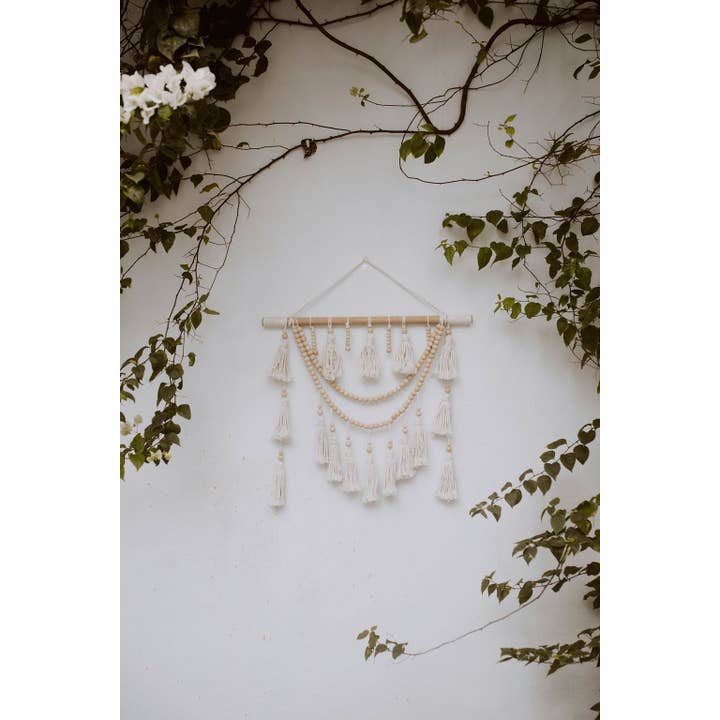 Village Thrive - Wholesale Tapestry/Textile - Ulu Tassel Wall Hanging