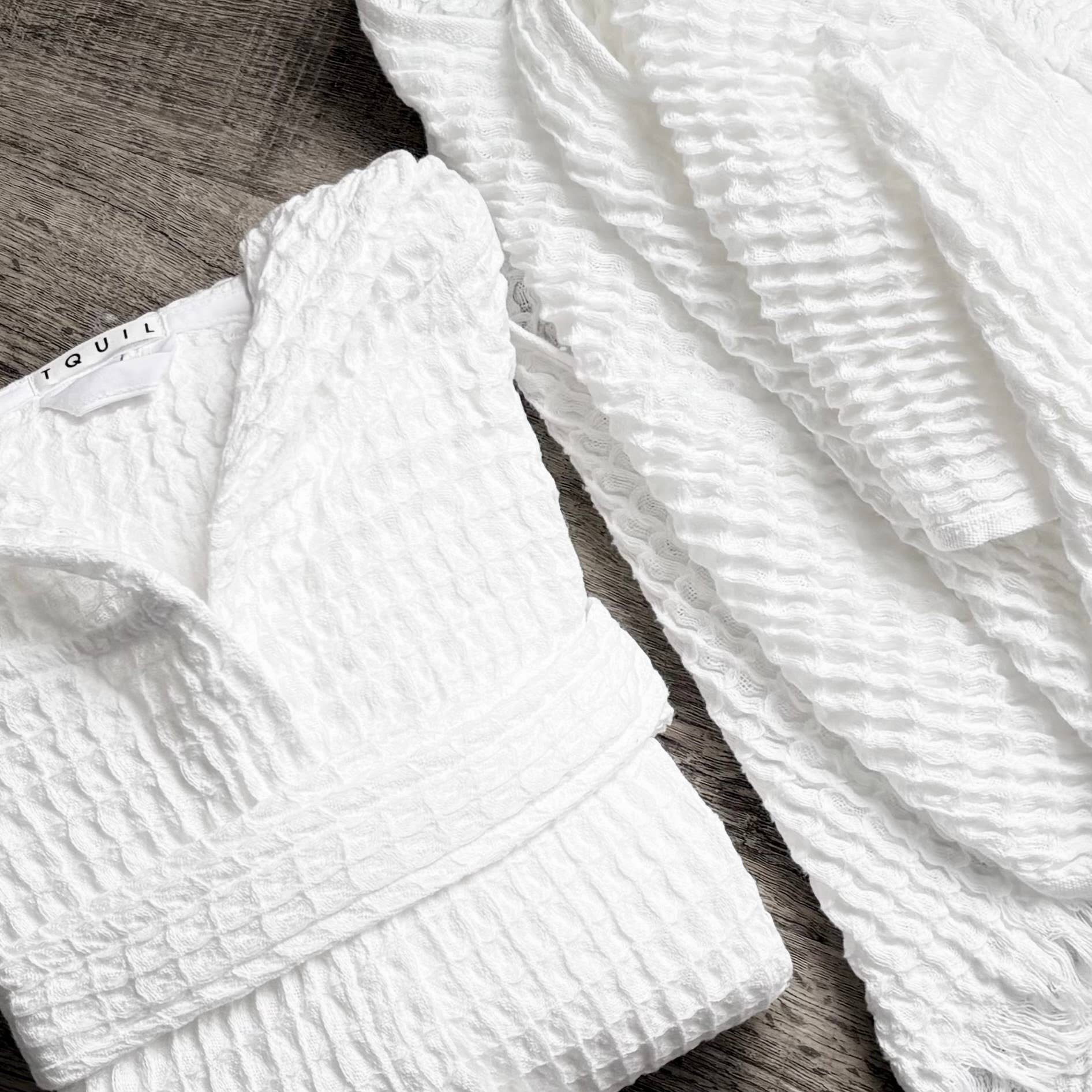 TranquilUSA - Wholesale Robe - Women's - GIFT SET  - Waffle Soft Robe & Waffle Towels1