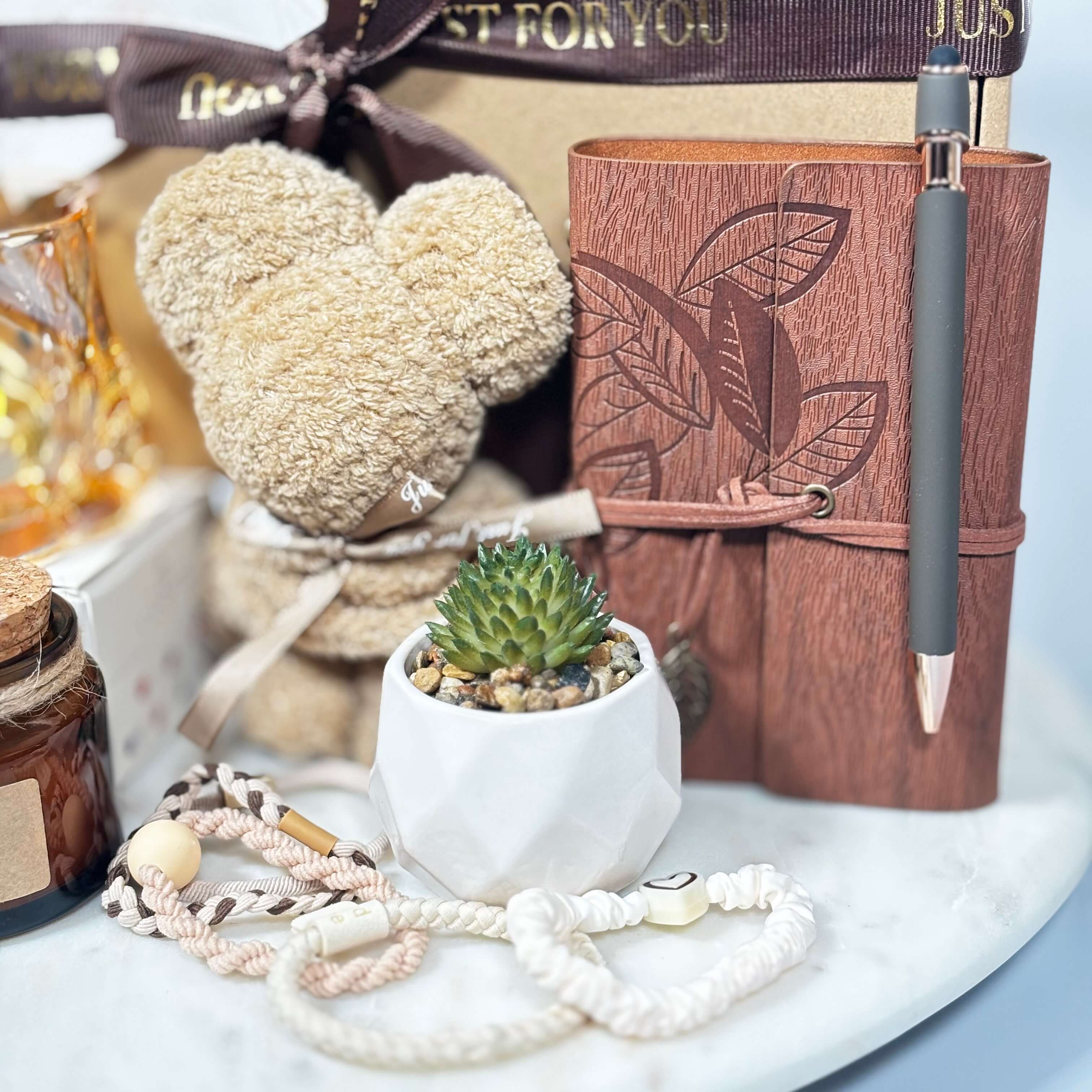 OH MY BOX - Wholesale Gift Box - Elegant Gift Box | 9 Pcs Luxury Self Care Set for Women2