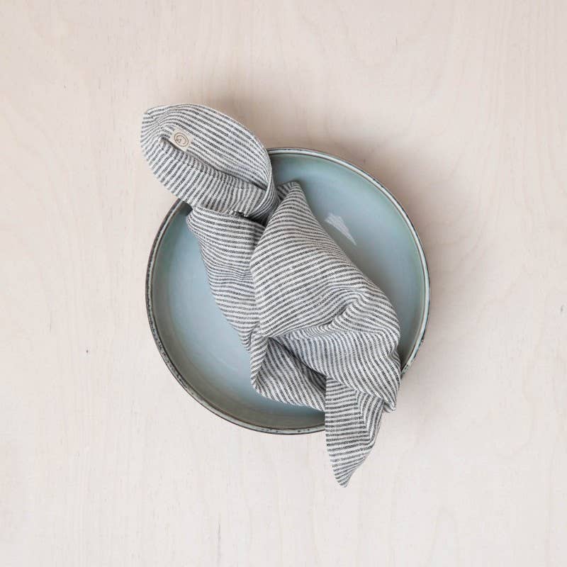 Gabrielle Paris - Wholesale Dinner & Cloth Napkin - Washed Linen Striped Napkin4