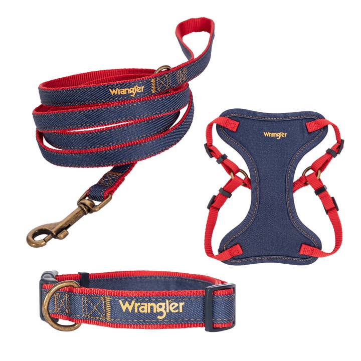 Ensemble harnais/collier/laisse en denim délavé foncé Wrangler pour la vente par Lexington Pet & Wrangler Pet