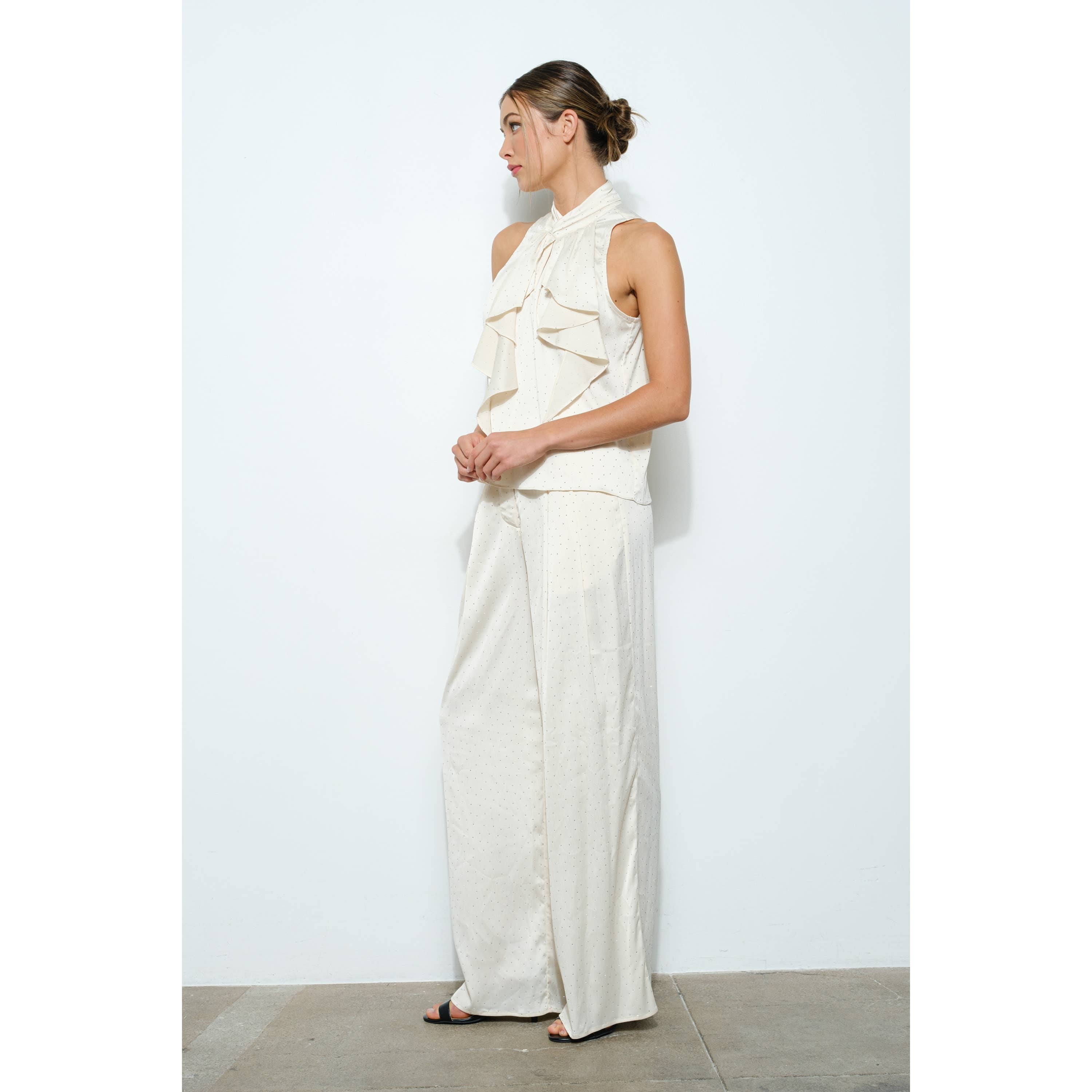 INA – Engroshandel Bluse - Dame – Rhinestone udsmykket top med flæsedetaljer foran12