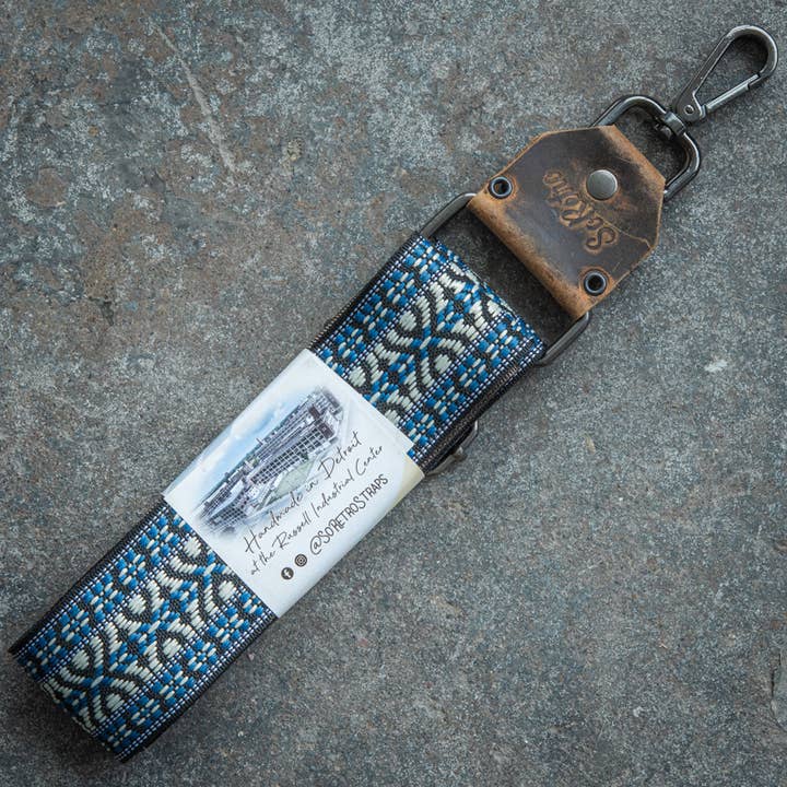 Commodore Point - Sac ou sangle pour appareil photo pour la vente par SoRetro Studios