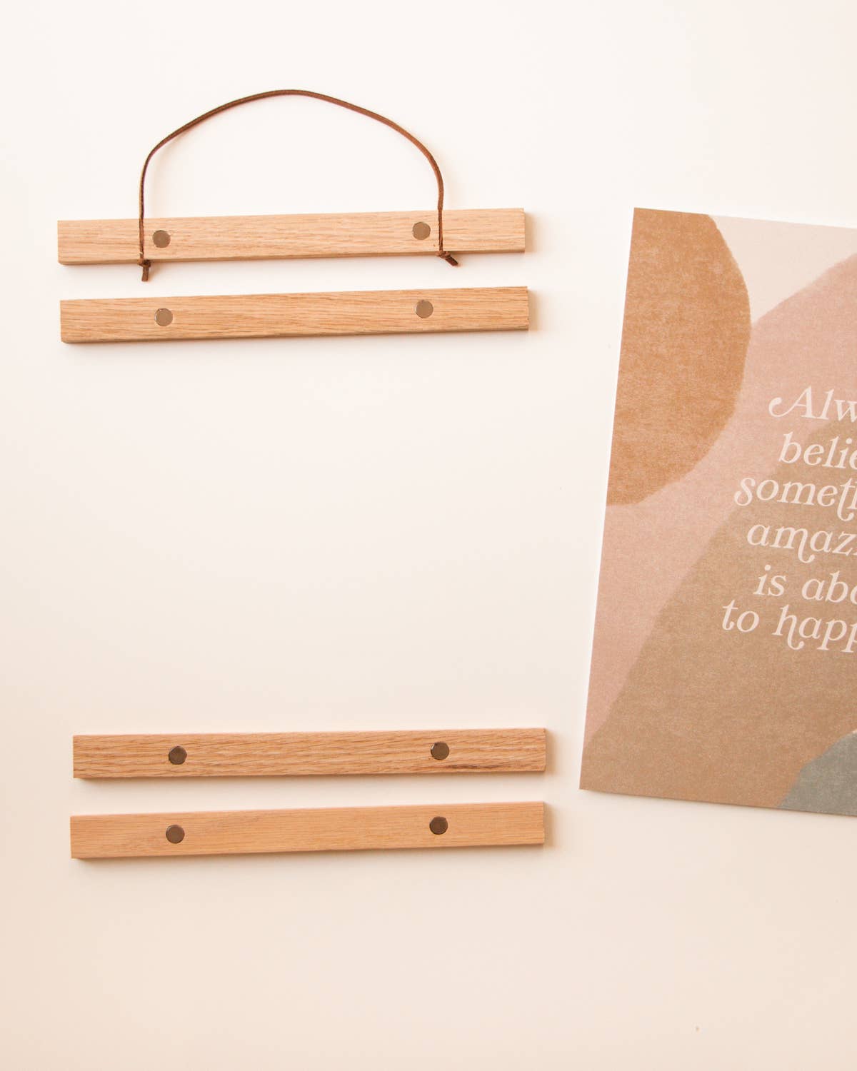 The Anastasia Co - Wholesale Picture Frame - 8" Magnetic Wood Print Frame2