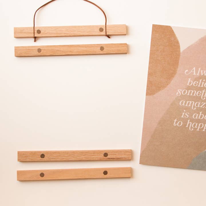 The Anastasia Co - Wholesale Picture Frame - 8" Magnetic Wood Print Frame2