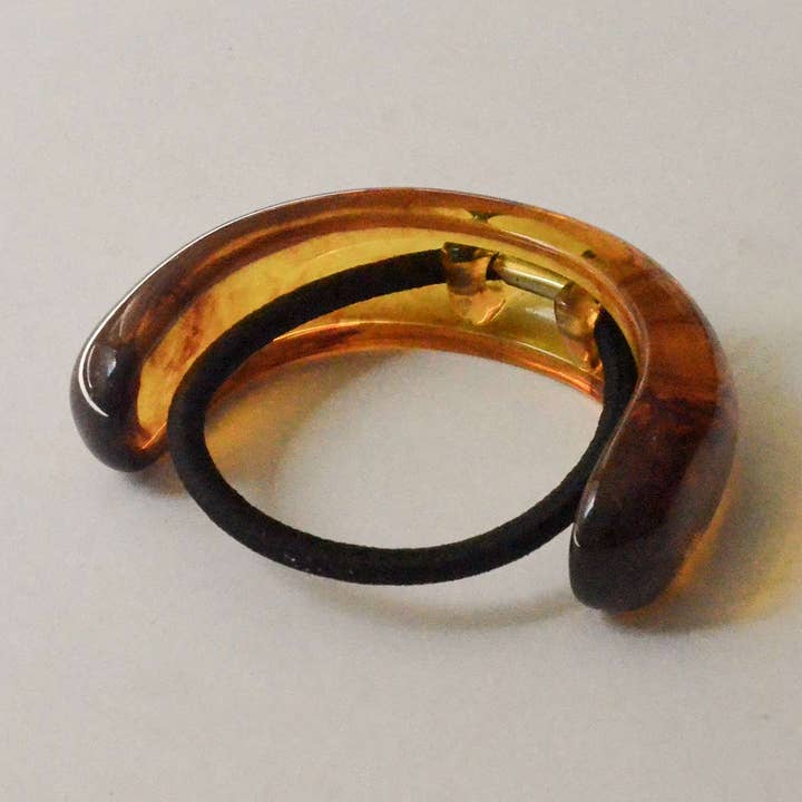 Wide Arch Resin Ponytail Hair Tie | Brown for wholesale by nar'sha