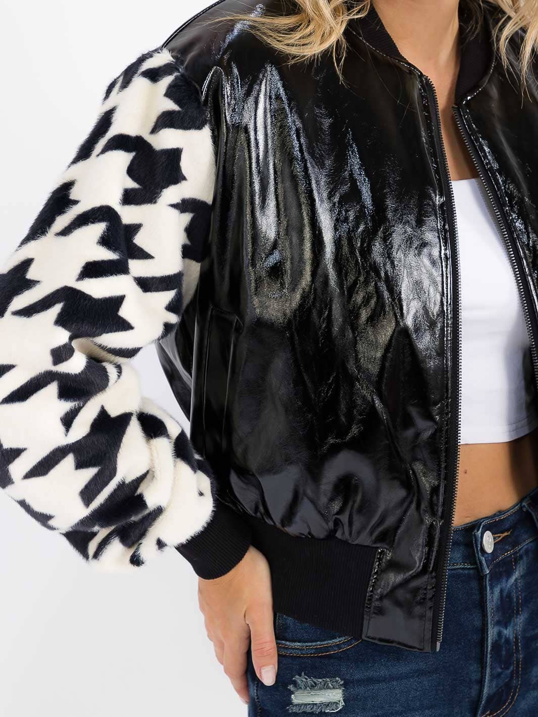 kycozy - Wholesale Leather Jacket - Women's - WOMEN'S LONG SLEEVE ZIP UP FRONT POCKETS PUFFER PU PLEATHER JACKET1