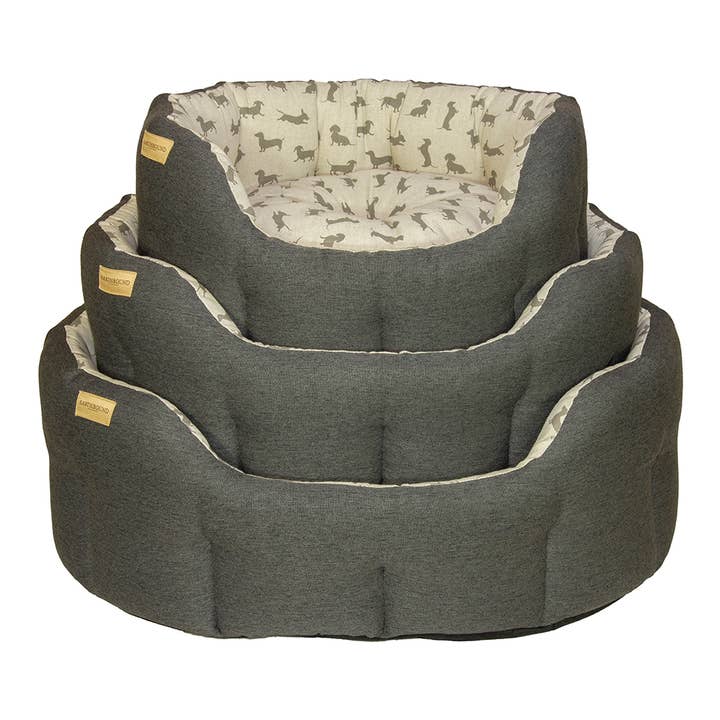 Cuccia Grigia con Bassotti per la vendita all'ingrosso da parte di Earthbound Italia