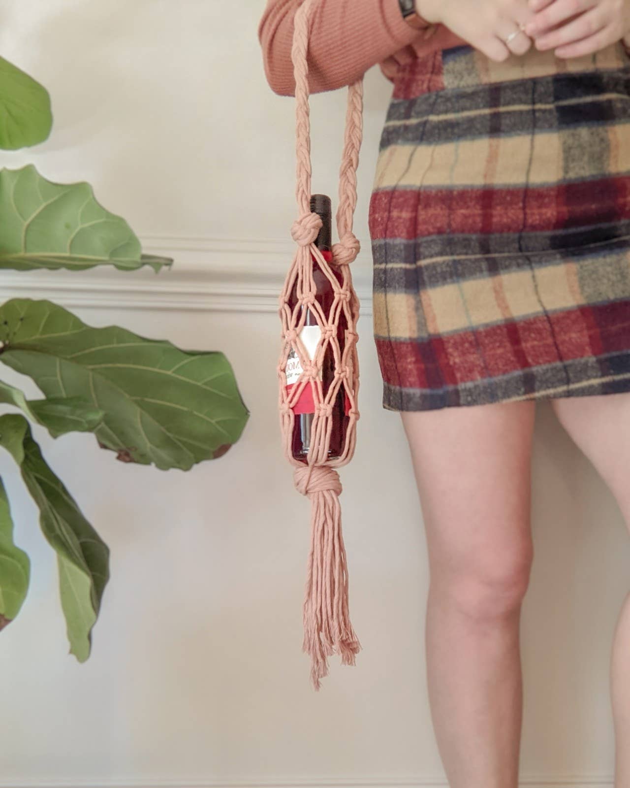 Hillhead and Co. - Wholesale Wine Tote - Macrame Wine Tote1