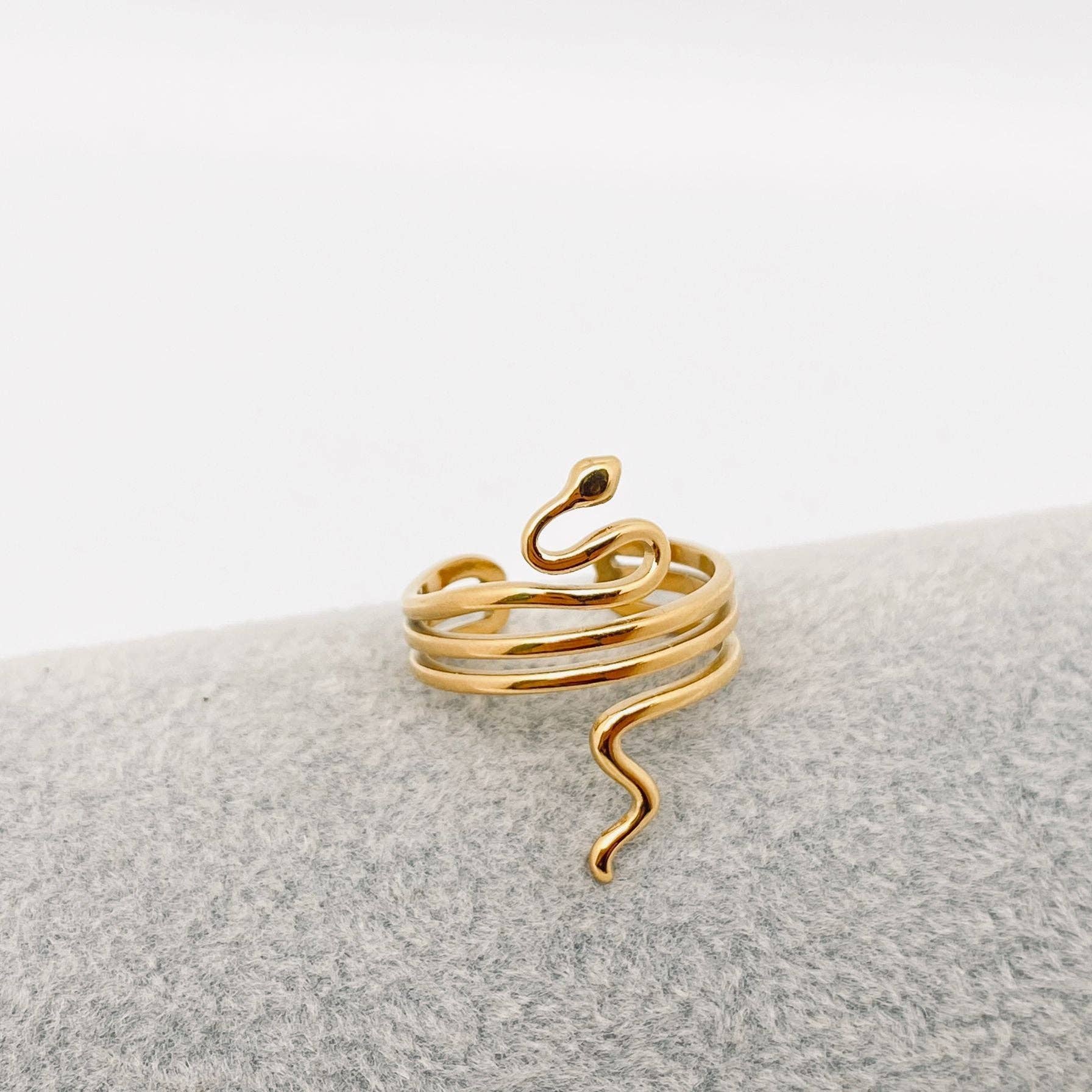 Mio Queena - Wholesale Cocktail/Statement Ring - Snake 18K Gold Plated Stainless Steel Adjustable Ring - FGS3