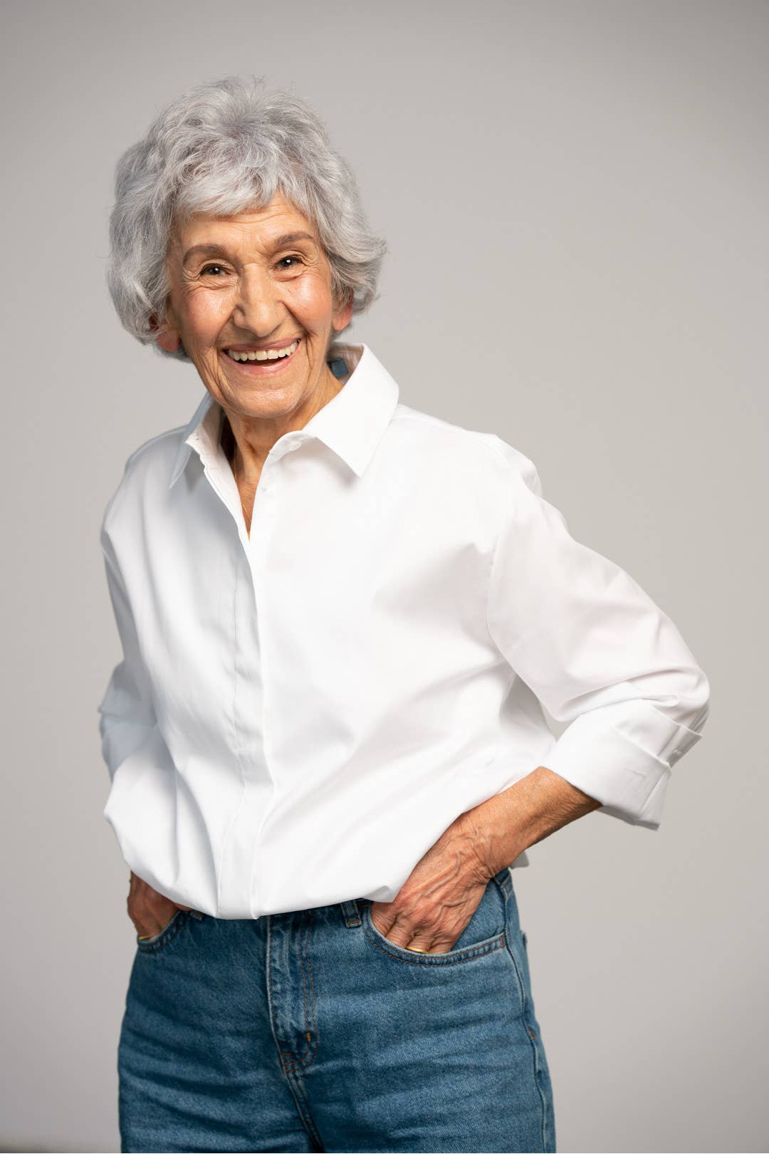 CAPSULE by Agnė Gilytė - Vente Chemise à col boutonné – femme - Chemise « FLORENCE » en coton de haute qualité4