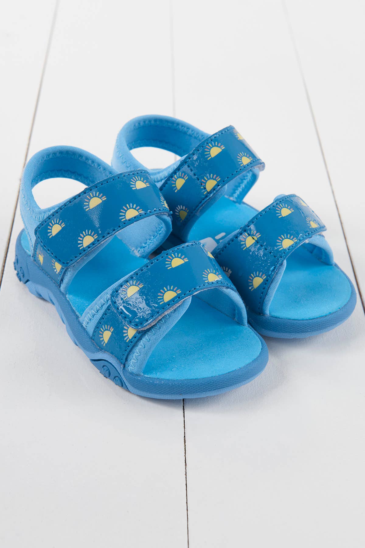 Grass & Air Kids Cornflower Blue Colour-Changing Sandals for wholesale on Faire1