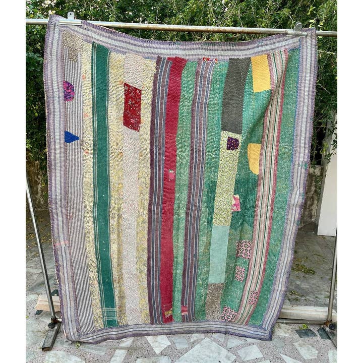 Bhawana Handicrafts - Vendita all'ingrosso Plaid - Copriletto matrimoniale vintage indiano Kantha Sari