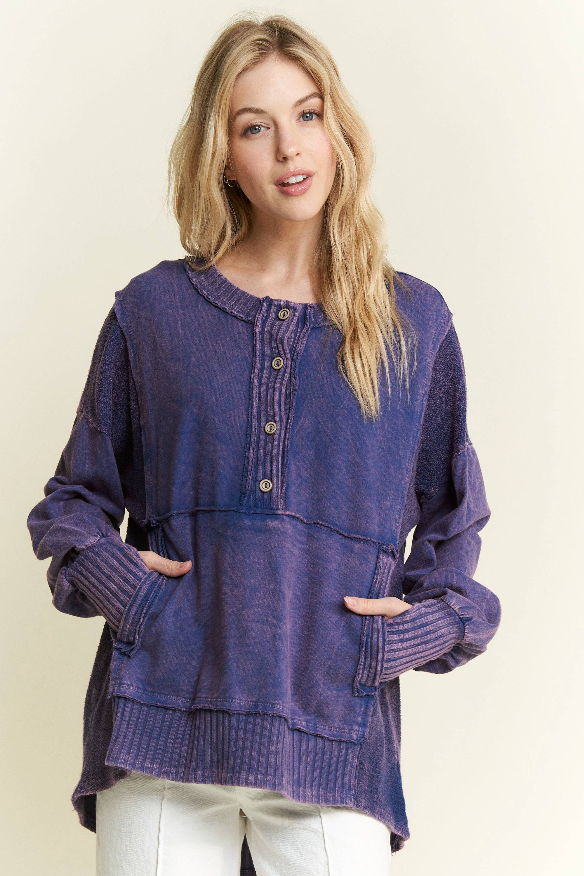 J.Her - Wholesale Sweatshirt - Women's - MineralWash Henley kangaroo pocket sweatshirt HT60421