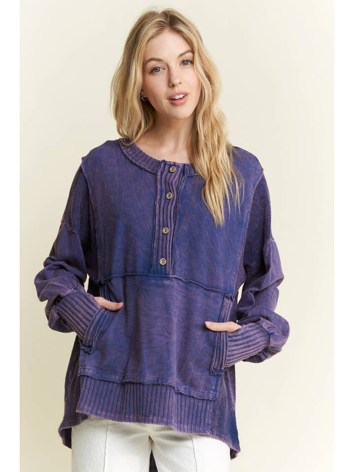 J.Her - Wholesale Sweatshirt - Women's - MineralWash Henley kangaroo pocket sweatshirt HT60421