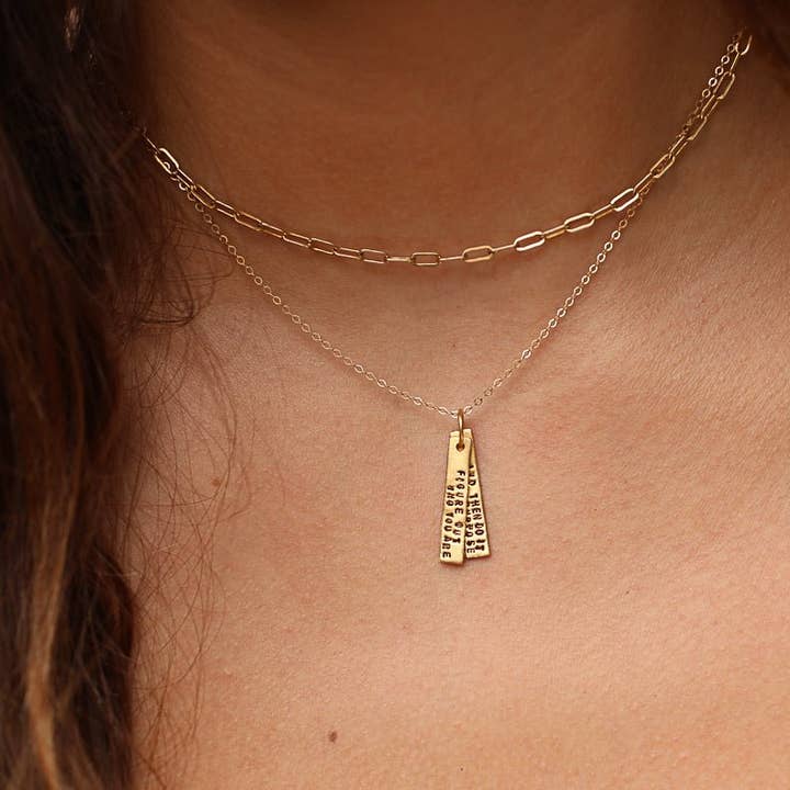 Chocolate and Steel - Wholesale Pendant/Charm Necklace - Figure out who you are and do it on purpose -Dolly Parton Quote Necklace1