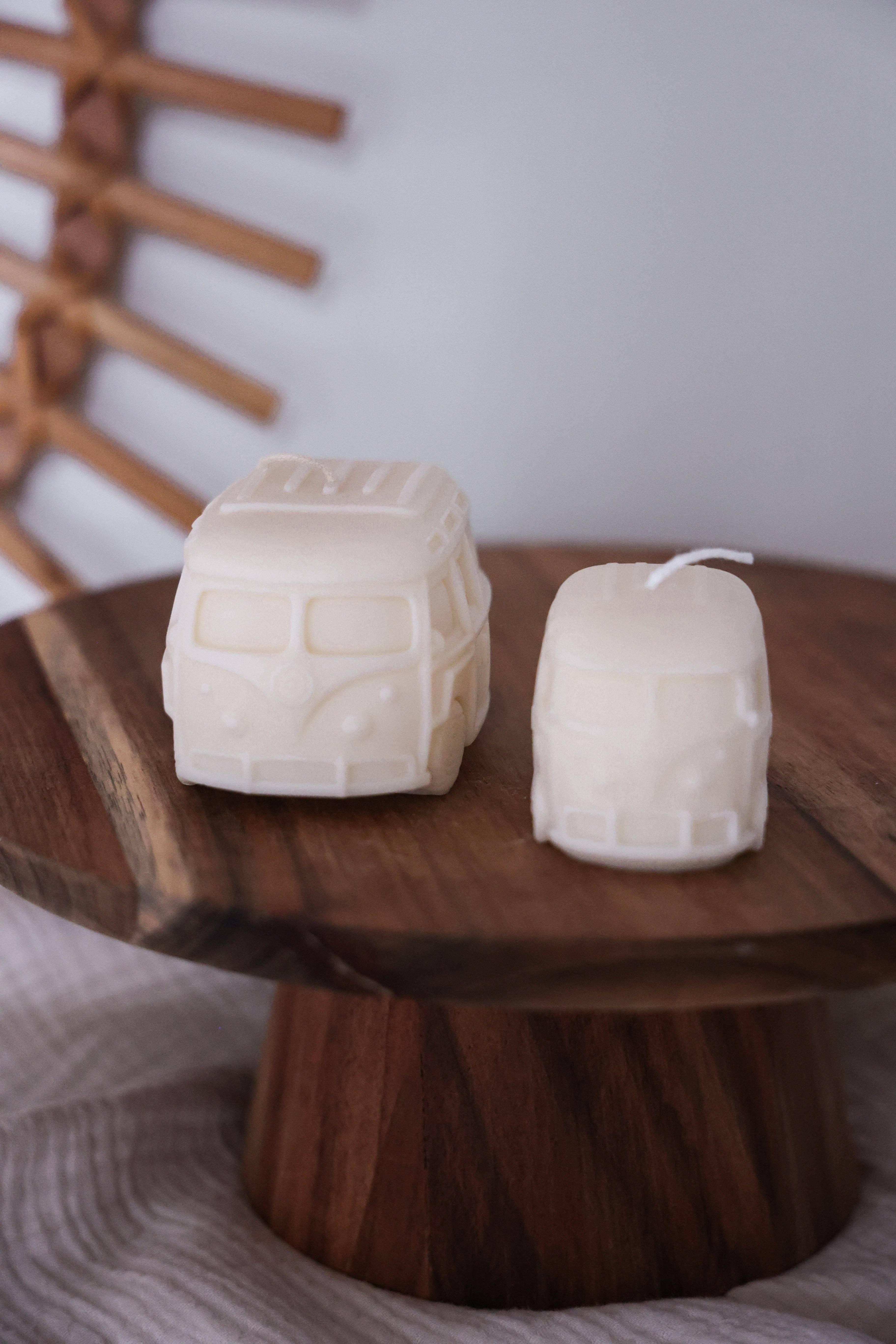 Niki Candle - Wholesale Novelty Candle - Large vintage van1