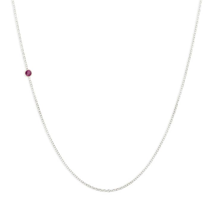 Collier asymétrique avec pierre de naissance en or 14 carats - Rubis (juillet) pour la vente par Maya Brenner