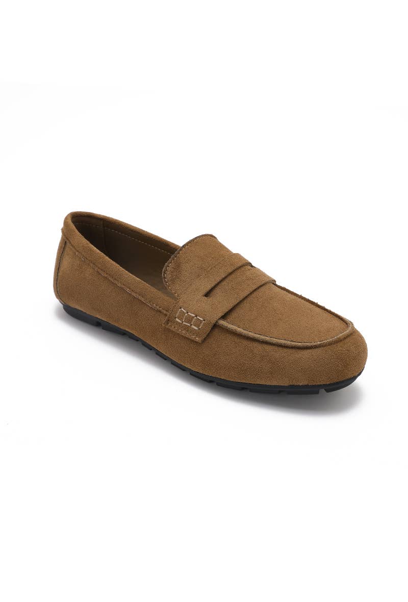 Joia Paris - Wholesale Loafers - Women's - Loafers with strap and visible stitching H8-965M22