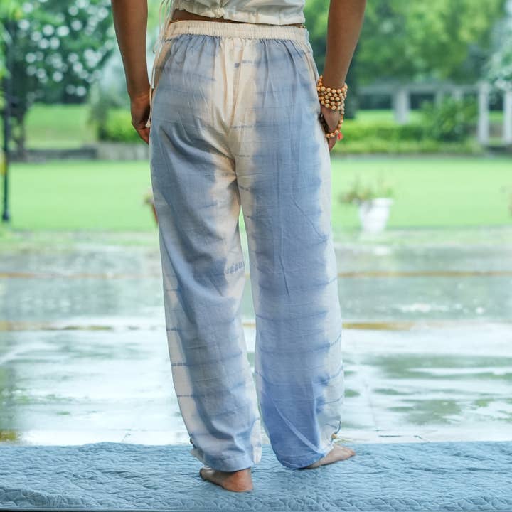 AKISO - Wholesale Activewear set – Women′s - Womens Yoga Pant and Yoga Top Tie and Dye Set blue Ananda13