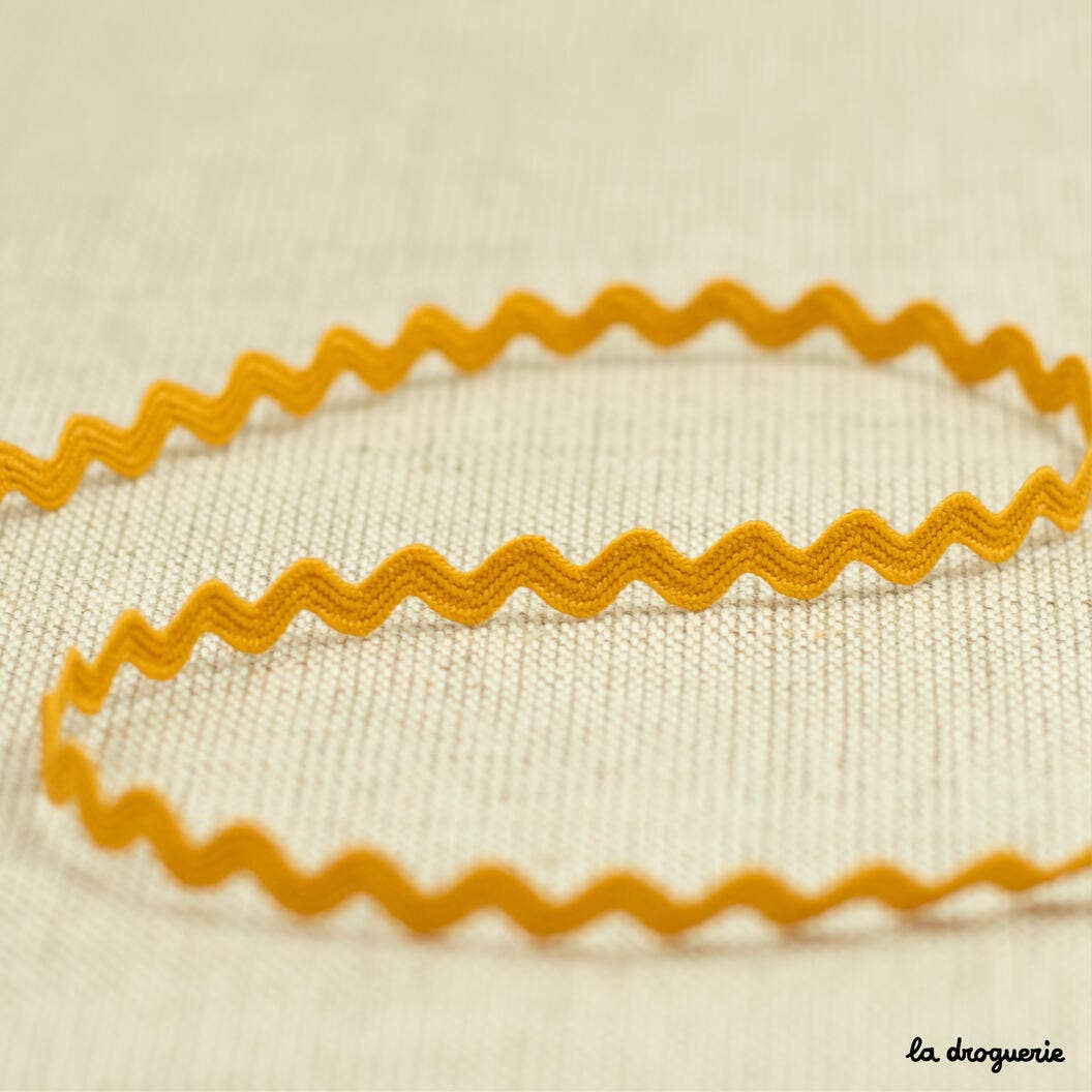 LA DROGUERIE - Wholesale Ribbon - Gift Wrapping - Small rickrack ribbon20