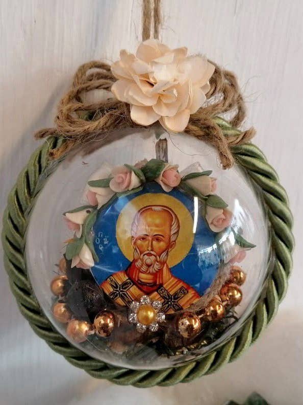 Assorted Saint Nicholas of Bari ornament for wholesale by La Favola Incantata® - Marchio Artigiano